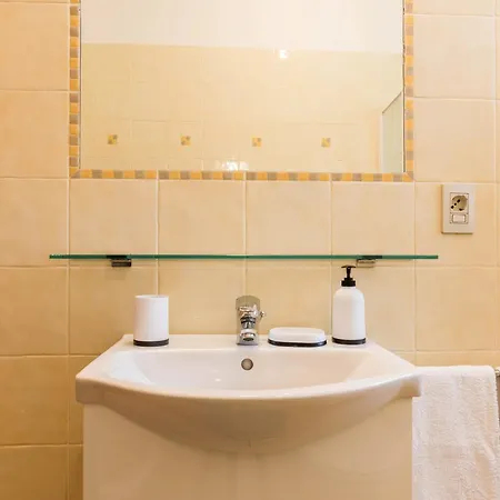 La Pergola Monolocale Due Apartament